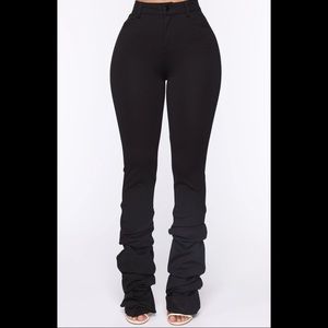 Fashion Nova Black Stacked Pants (L)